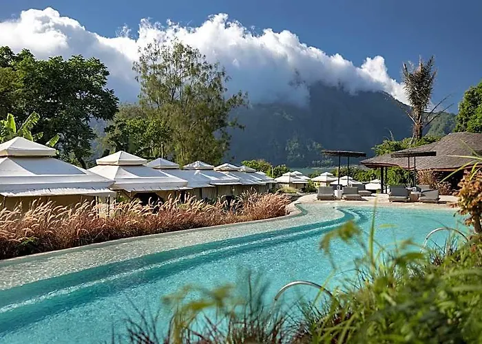 ホテル Toteme Glamping&hotspring Kintamani 4*