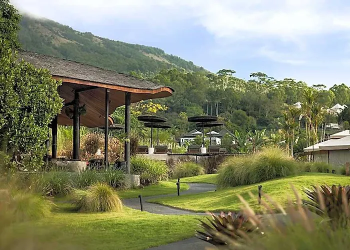 Toteme Glamping&hotspring Kintamani ホテル 4*