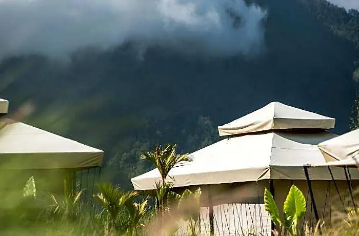 فندق Toteme Glamping&hotspring Kintamani 4*